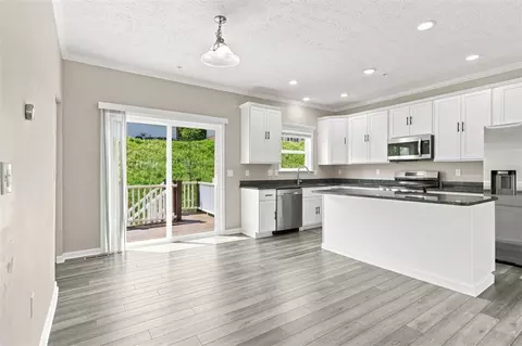 Kitchen - 193 Lockheed Dr, Coraopolis, PA 15108 photo 1 of 3