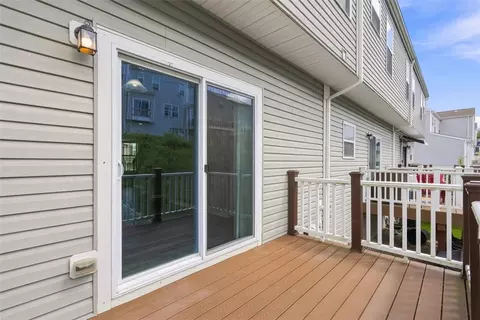 Exterior - 193 Lockheed Dr, Coraopolis, PA 15108 photo 2 of 4