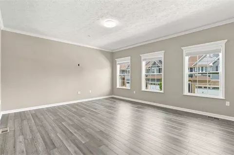 Living - 193 Lockheed Dr, Coraopolis, PA 15108 photo 2 of 3