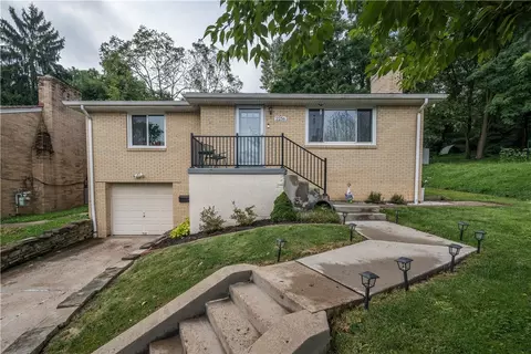 2256 Lutz Ave, Pittsburgh, PA 15210