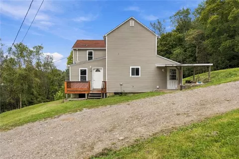 930 Duvall Rd, Charleroi, PA 15022