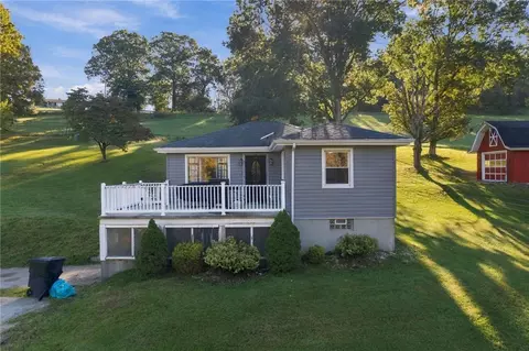 462 Barneys Run Rd, Fredericktown, PA 15333