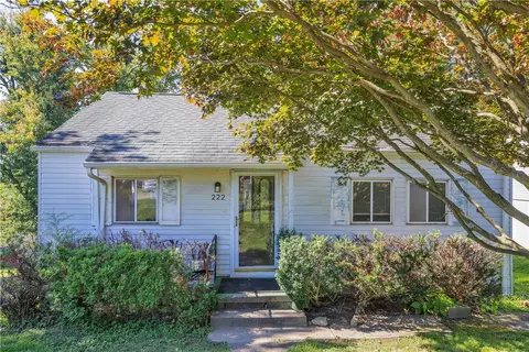222 Victoria Dr, Monroeville, PA 15146