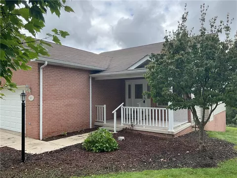 3007 Sierra Ct, Latrobe, PA 15650