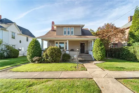 1105 Loucks Ave, Scottdale, PA 15683