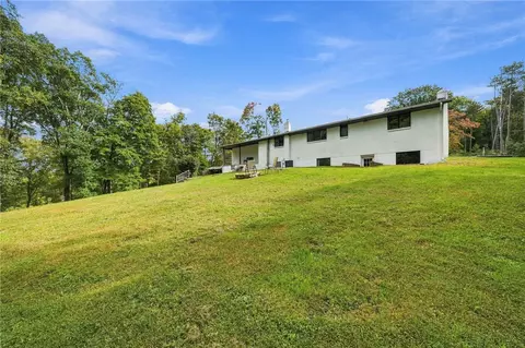 Exterior - 343 Walker Rd, Apollo, PA 15613 photo 5 of 7