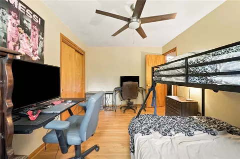 Bedroom - 343 Walker Rd, Apollo, PA 15613 photo 6 of 7
