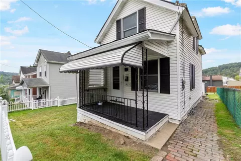 425 32nd St, Mckeesport, PA 15132