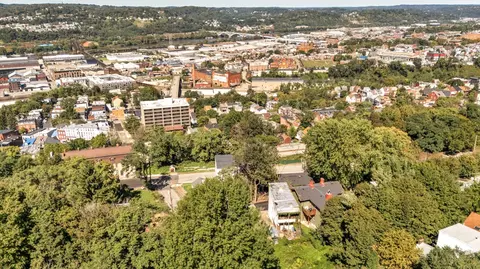 3377 Monroe, Pittsburgh, PA 15213