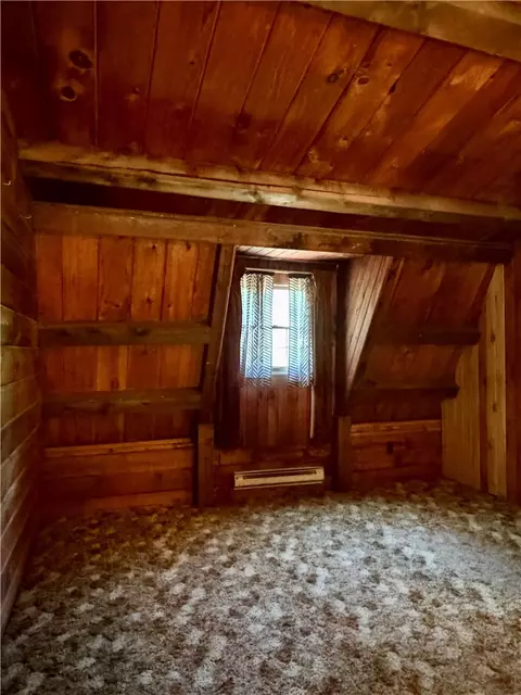 Bedroom - 265 Jack Rd, Vandergrift, PA 15690 photo 3 of 3