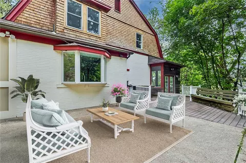 1487 Beaver Rd, Sewickley, PA 15143
