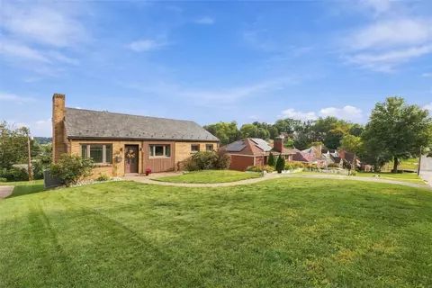 1118 Girard Rd, Pittsburgh, PA 15227