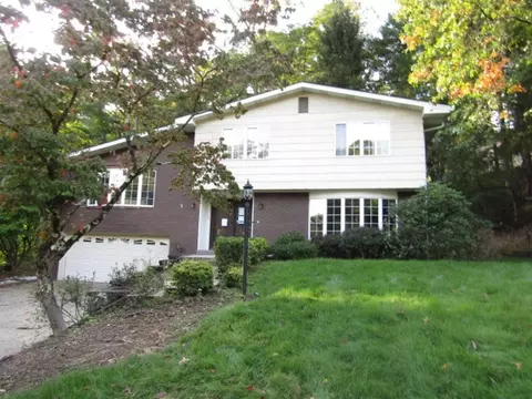 3808 Edinburg Dr, Murrysville, PA 15668