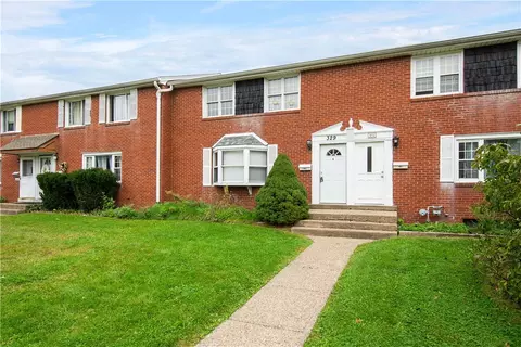 329 Macassar Dr, Pittsburgh, PA 15236