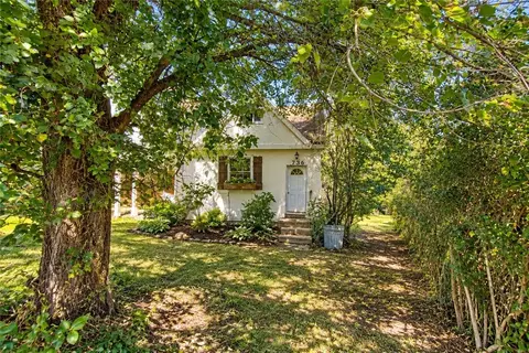 2536 Kingwood St, Pittsburgh, PA 15234