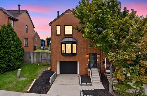 1848 Arcena St, Pittsburgh, PA 15219