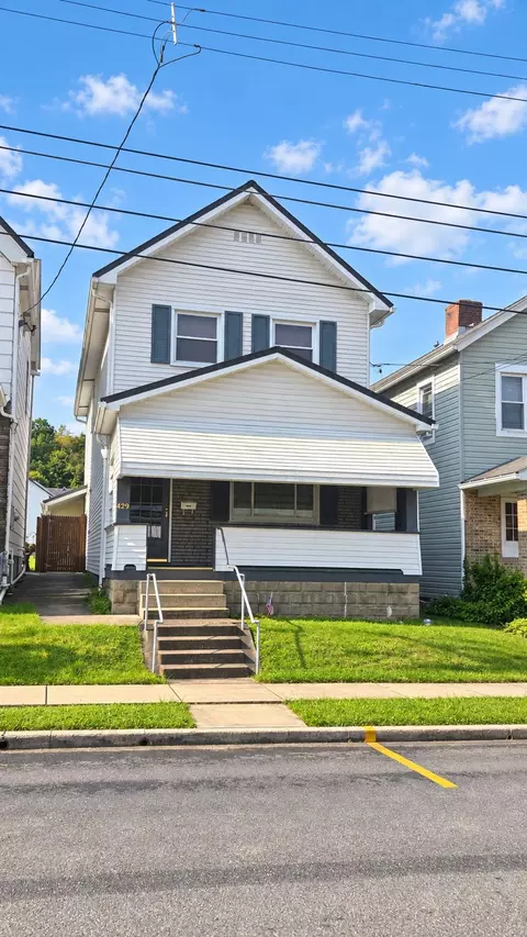 429 Longfellow St, Vandergrift, PA 15690