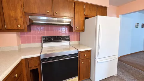 Kitchen - 429 Longfellow St, Vandergrift, PA 15690 photo 2 of 2
