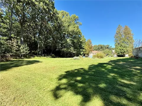 313 Crystal Springs Rd, Bradford Woods, PA 15015