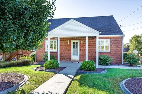 204 Dennis St, Elizabeth, PA 15037