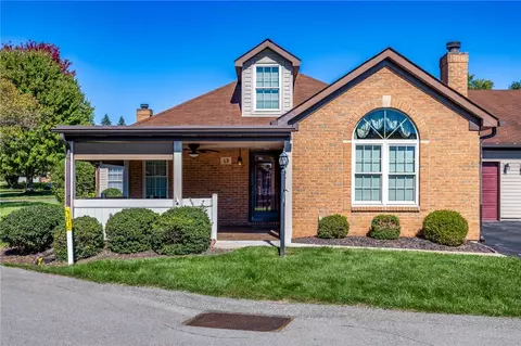 13 Ashford Dr, Cranberry Township, PA 16066
