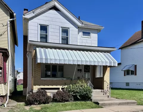 428 Longfellow, Vandergrift, PA 15690