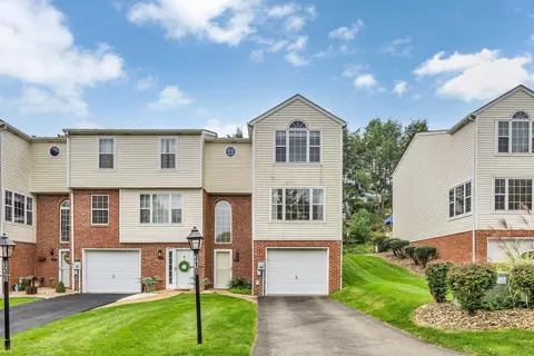 310 Links, Delmont, PA 15626