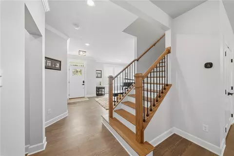 Entry Way - 325 Crest Ln, Mars, PA 16046 photo 2 of 3