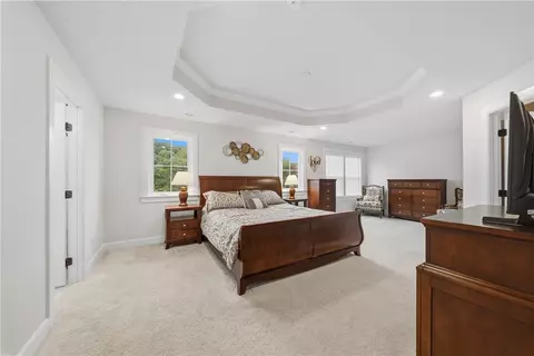 Bedroom - 325 Crest Ln, Mars, PA 16046 photo 1 of 6