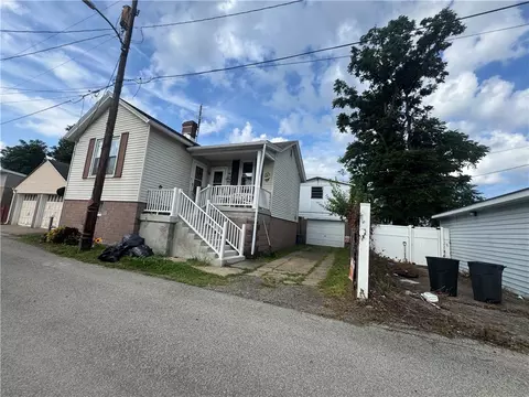 116 Castner Ave, Donora, PA 15033