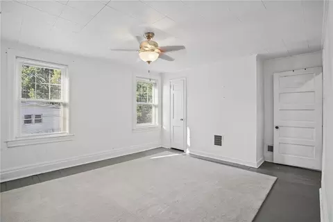 Bedroom - 1813 Eberhardt St, Pittsburgh, PA 15212 photo 5 of 8
