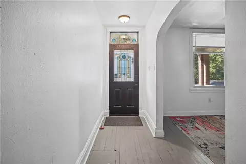 Entry Way - 1813 Eberhardt St, Pittsburgh, PA 15212 photo 1 of 9