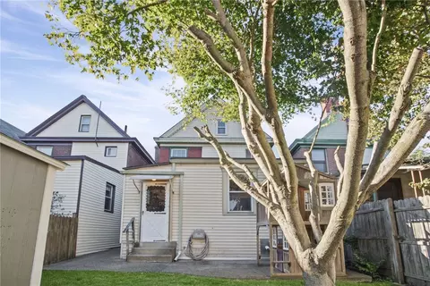 Exterior - 1813 Eberhardt St, Pittsburgh, PA 15212 photo 6 of 8