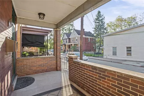 Exterior - 1813 Eberhardt St, Pittsburgh, PA 15212 photo 3 of 8