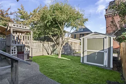 Exterior - 1813 Eberhardt St, Pittsburgh, PA 15212 photo 4 of 8