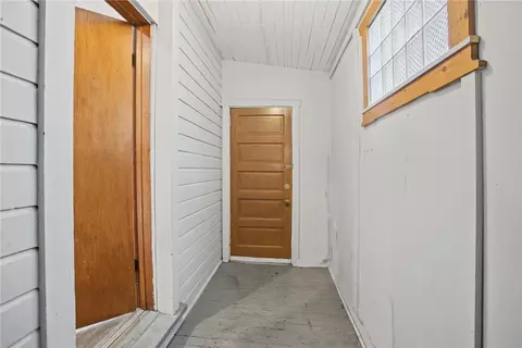 Entry Way - 1813 Eberhardt St, Pittsburgh, PA 15212 photo 4 of 9