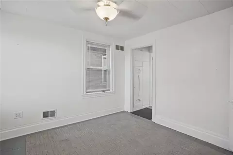 Bedroom - 1813 Eberhardt St, Pittsburgh, PA 15212 photo 6 of 8