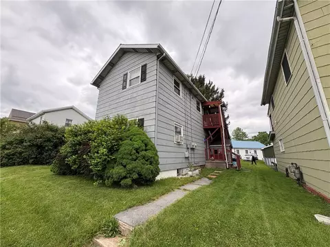 204 N Main St, Punxsutawney, PA 15767