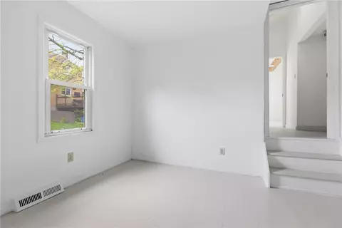 Bedroom - 700 Bridge St, North Huntingdon, PA 15642 photo 3 of 11