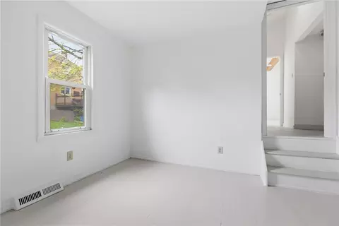 Bedroom - 700 Bridge St, North Huntingdon, PA 15642 photo 4 of 12
