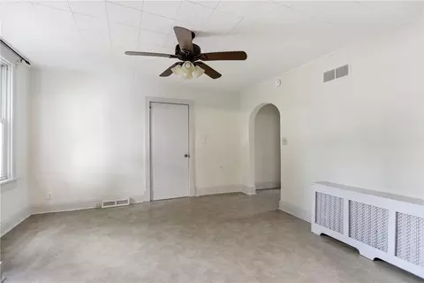 Living - 700 Bridge St, North Huntingdon, PA 15642 photo 1 of 5