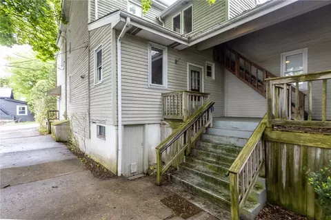 Exterior - 700 Bridge St, North Huntingdon, PA 15642 photo 6 of 7