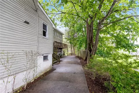Exterior - 700 Bridge St, North Huntingdon, PA 15642 photo 4 of 6