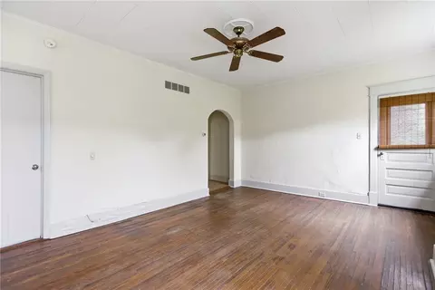 Living - 700 Bridge St, North Huntingdon, PA 15642 photo 3 of 5