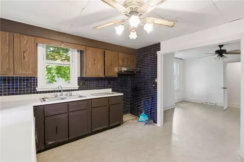 Kitchen - 700 Bridge St, North Huntingdon, PA 15642 photo 1 of 4