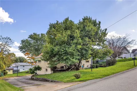 Exterior - 2207 Warren Ave, Irwin, PA 15642 photo 4 of 9
