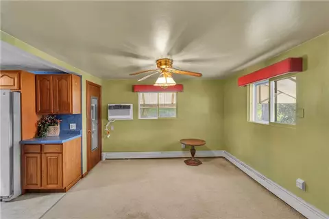 Living - 2207 Warren Ave, Irwin, PA 15642 photo 5 of 7