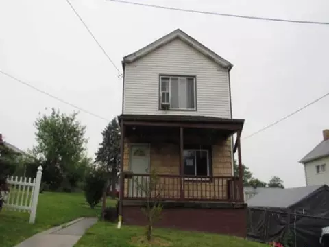 3110 West St, West Mifflin, PA 15122