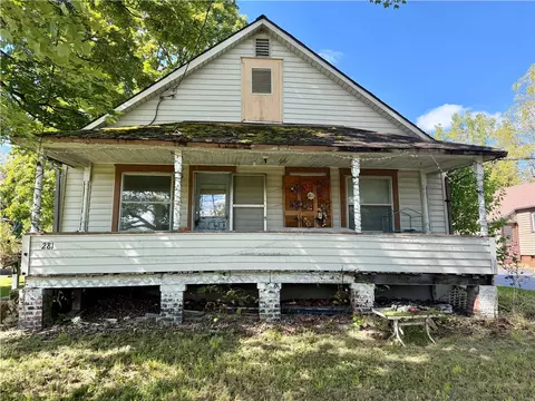 281 Rich Ave, Hillsville, PA 16132