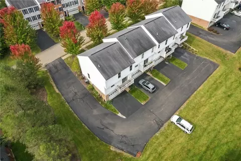 600 Hunting Creek Rd, Canonsburg, PA 15317